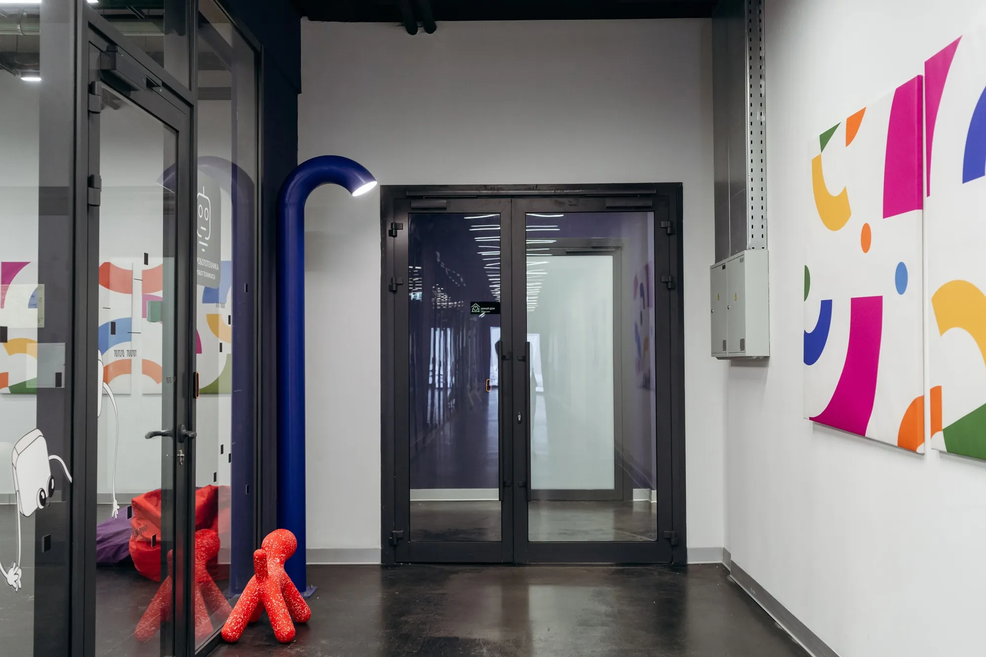 Противопожарные алюминиевые дверинаружные